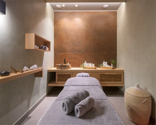 Hiranandani Mulund East spa 